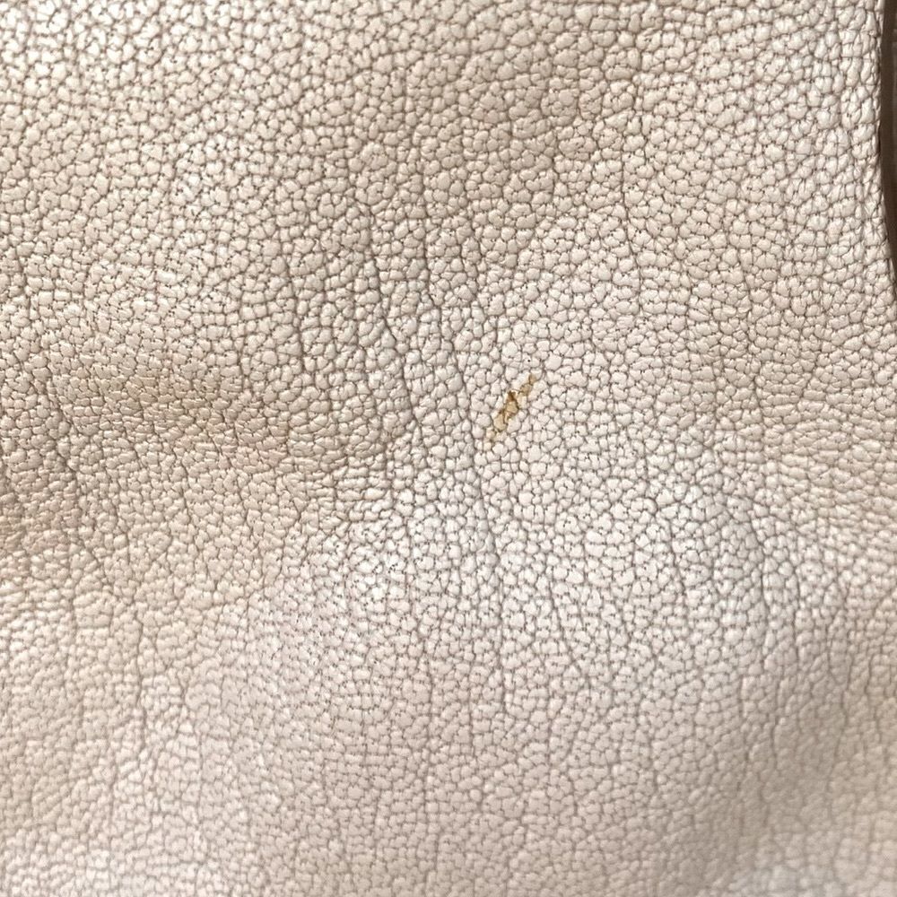 Michael Kors Ivory Hobo Magnetic Cylinder Shoulder Purse/Bag. VGUC! - Picture 10 of 12